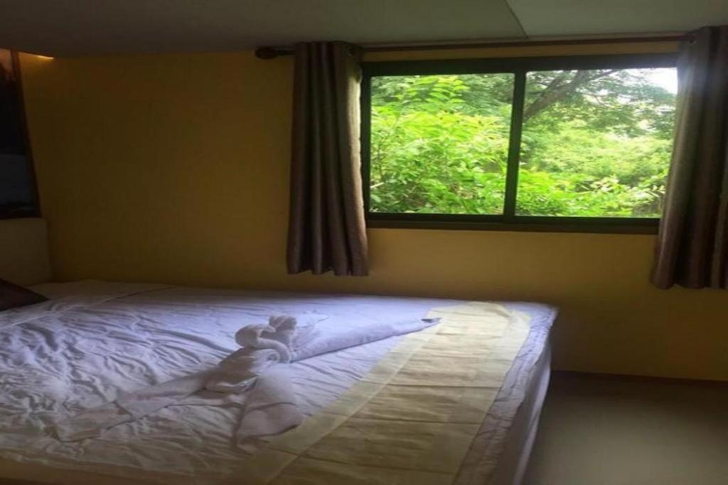 โอโย 271 เดอะ รีสอร์ต ร่มเกล้า Hotel กรุงเทพมหานคร ภายนอก รูปภาพ