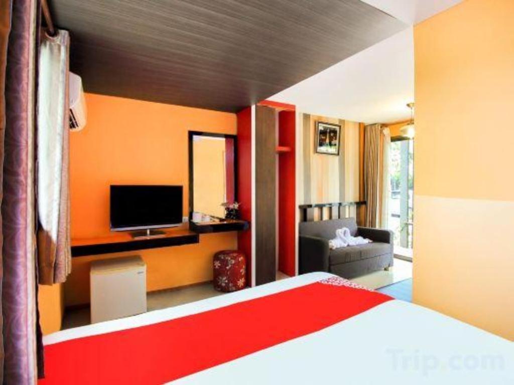 โอโย 271 เดอะ รีสอร์ต ร่มเกล้า Hotel กรุงเทพมหานคร ภายนอก รูปภาพ